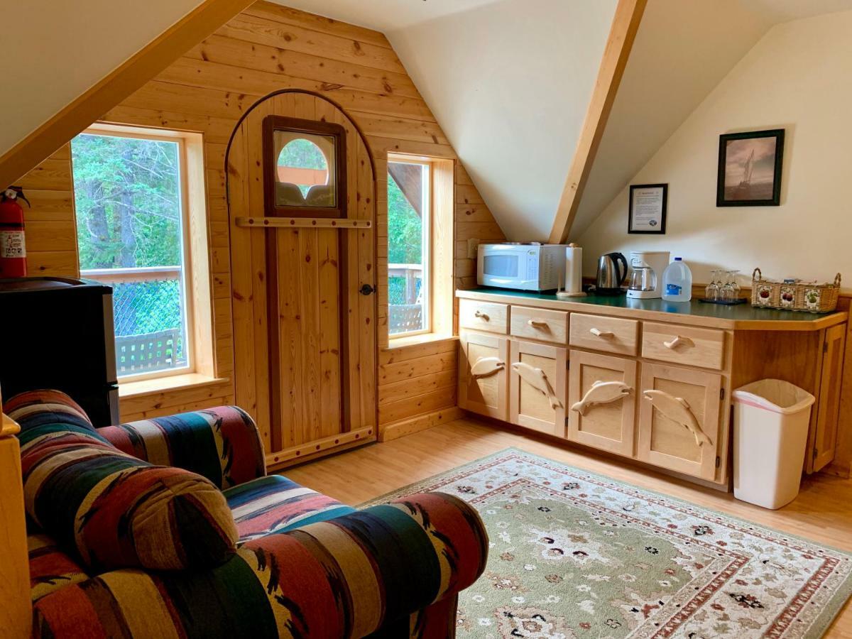 Sourdough Sunrise B&B ซูเวิร์ด ภายนอก รูปภาพ